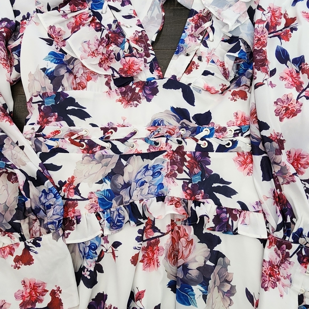 White Floral Ruffle Mini Dress - Picture 5 of 10